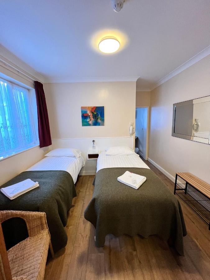Hotel Melbourne House 3*