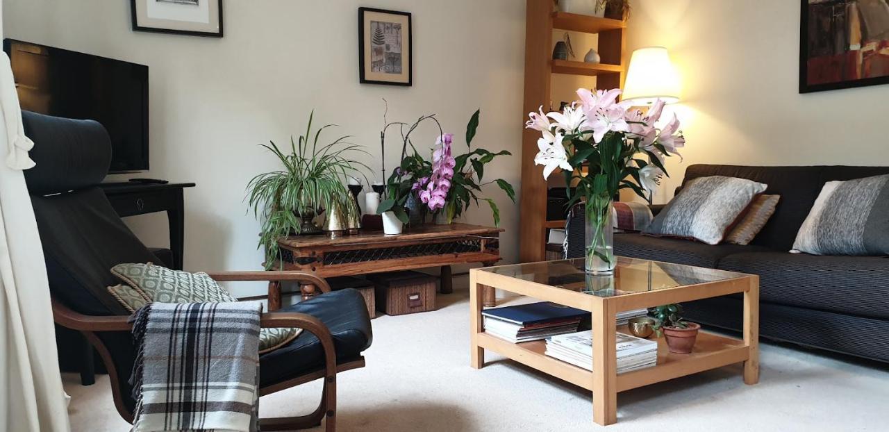 Double With Bathroom In - Vauxhall
