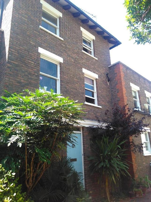 Double With Bathroom In - Vauxhall * London