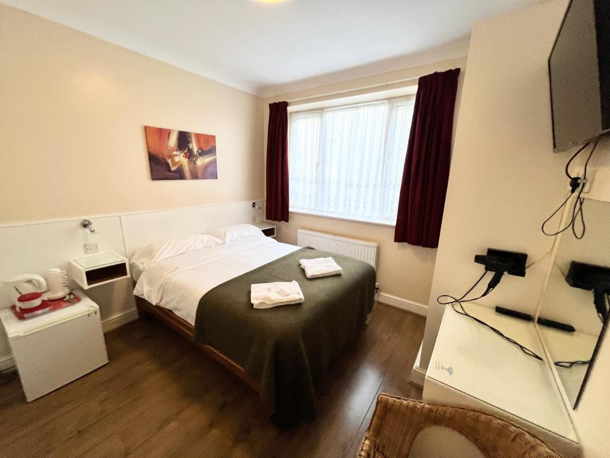 Melbourne House 3* London