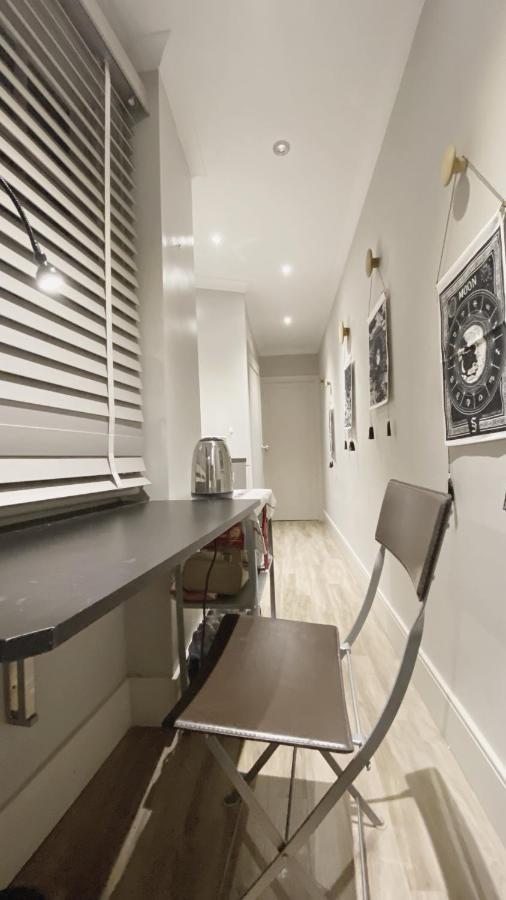 Stunning 3-bed House In Westminster Holiday home London