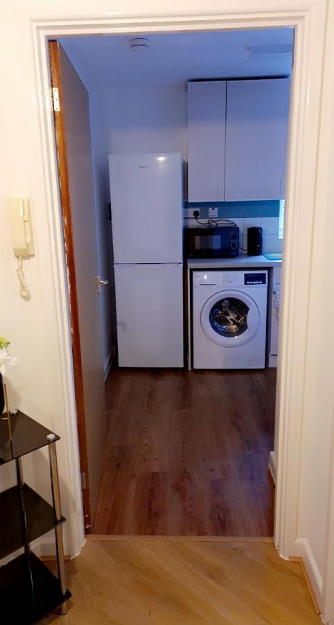 1 Bed Apartment, Peckham Rye Apartment *