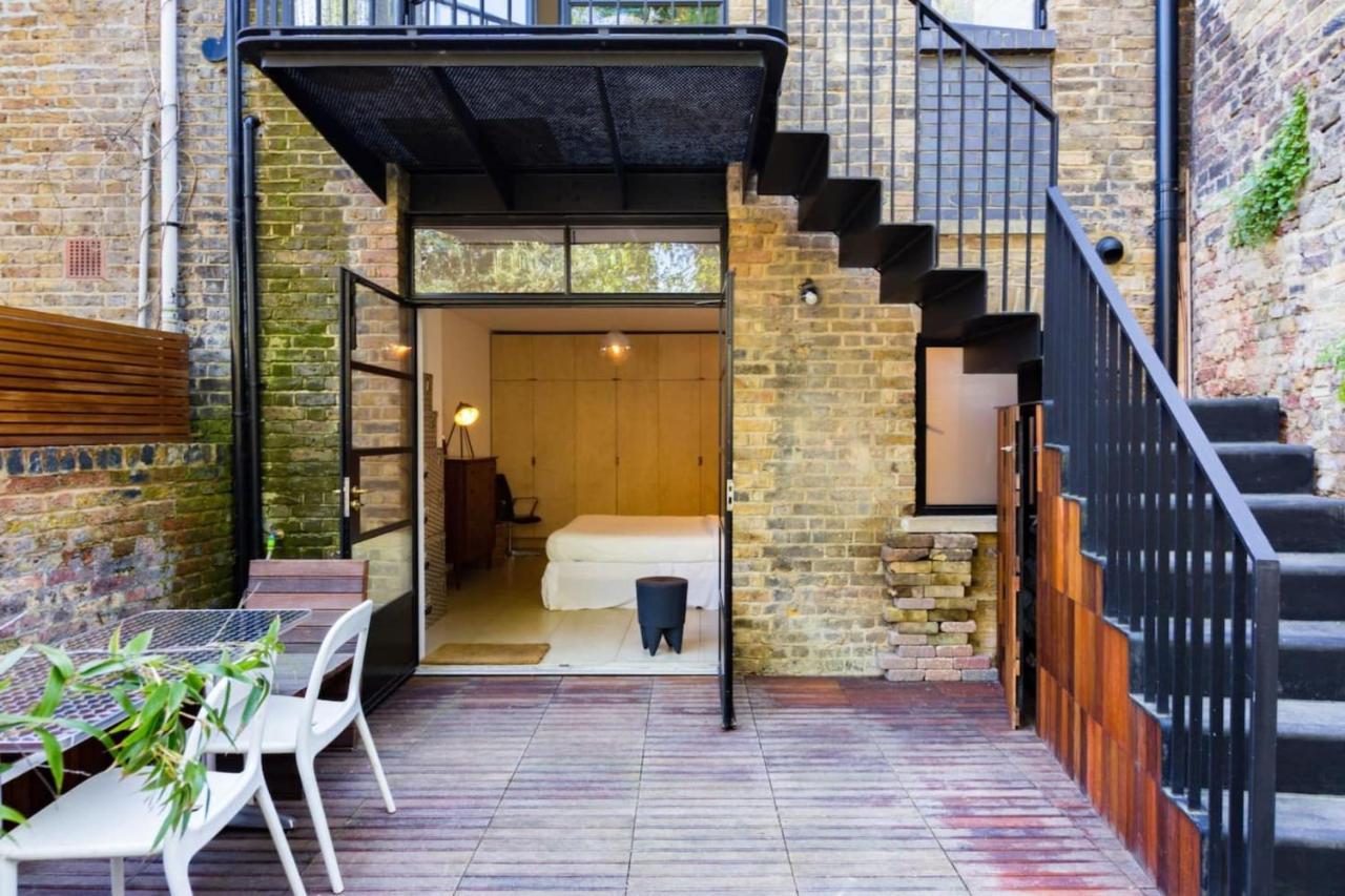 Stylish Bright W Private Garden London