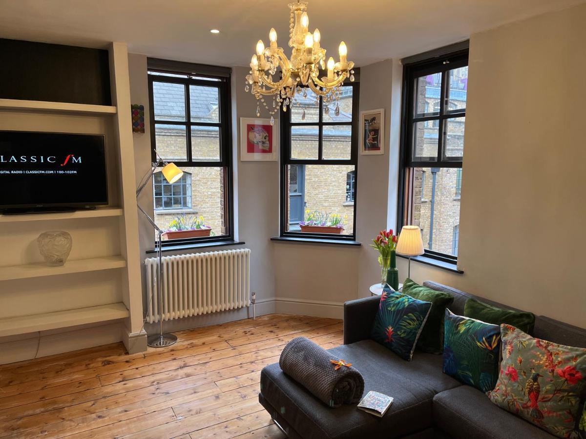 Shad Thames Pied-A-Terre Exquisite Historic Warehouse Air Conditioning Private Parking Garden & Balcony Next To Shard With Views Londres