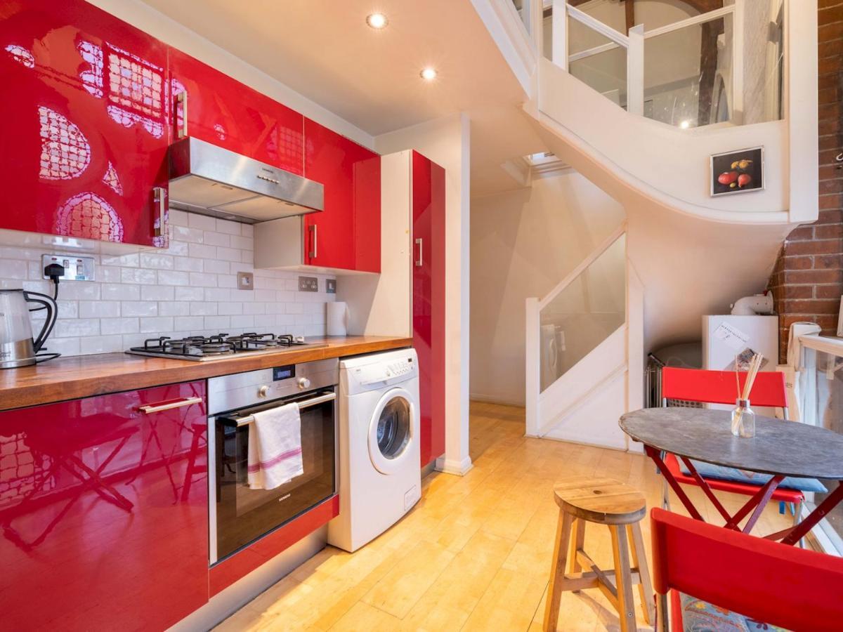Apartment Pass The Keys Beautiful Spacious 2-bed In Converted Church