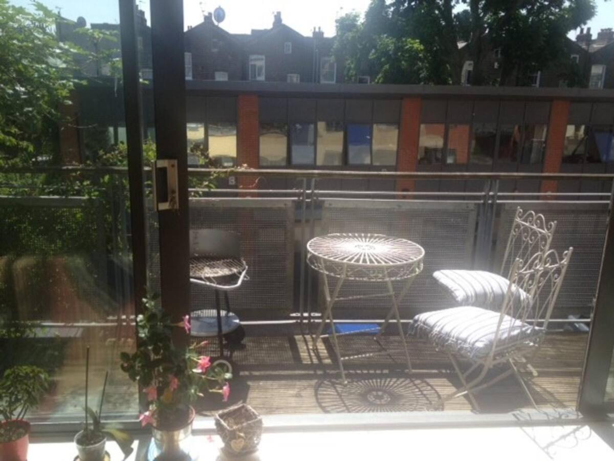 Spacious, Bright And Modern Flat In Holloway