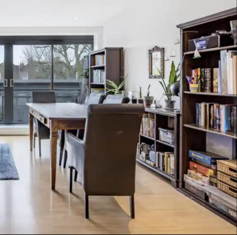 Apartment Spacious, Bright And Modern Flat In Holloway