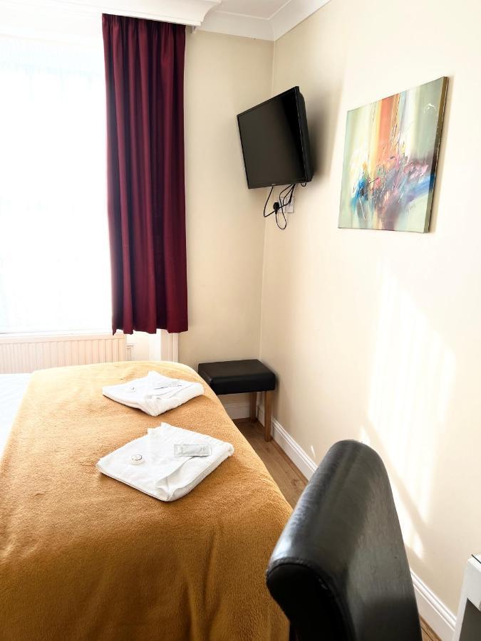 Melbourne House 3* London