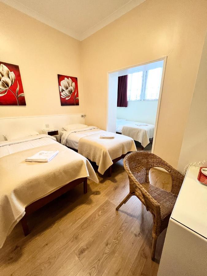 Melbourne House Hotel London