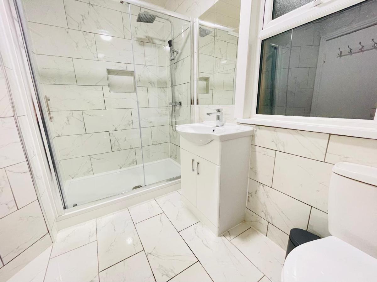 Guest house Leytonstone House - Sleepylodge *