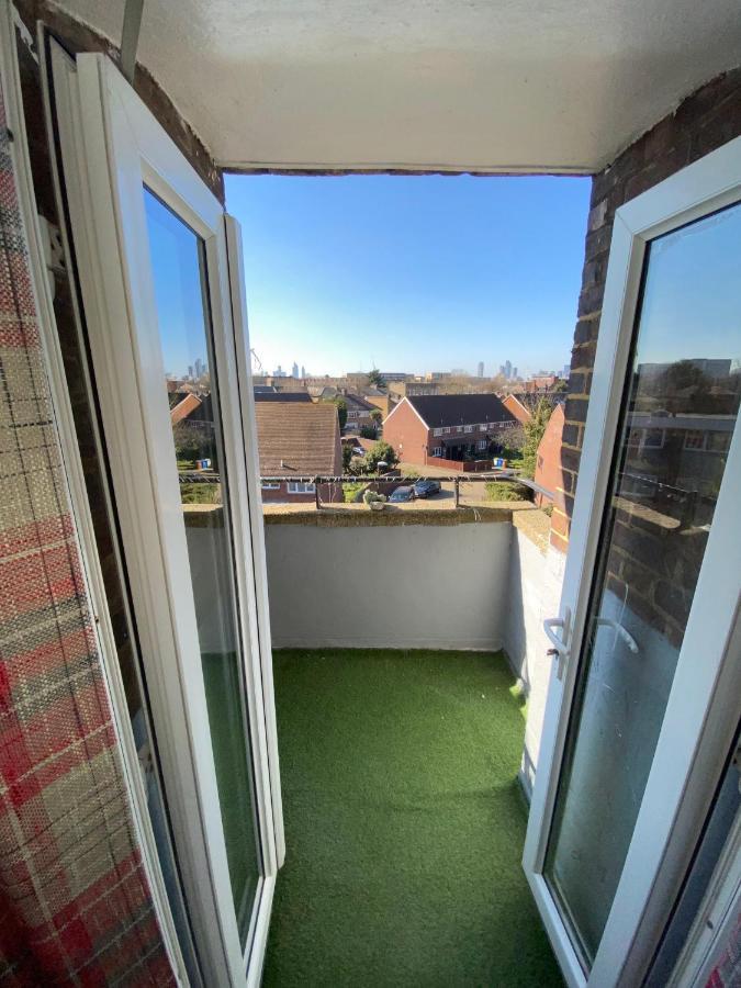 Apartment Bright, Spacious, Modern Interior Decor 2 Bedrooms With Amazing Views *