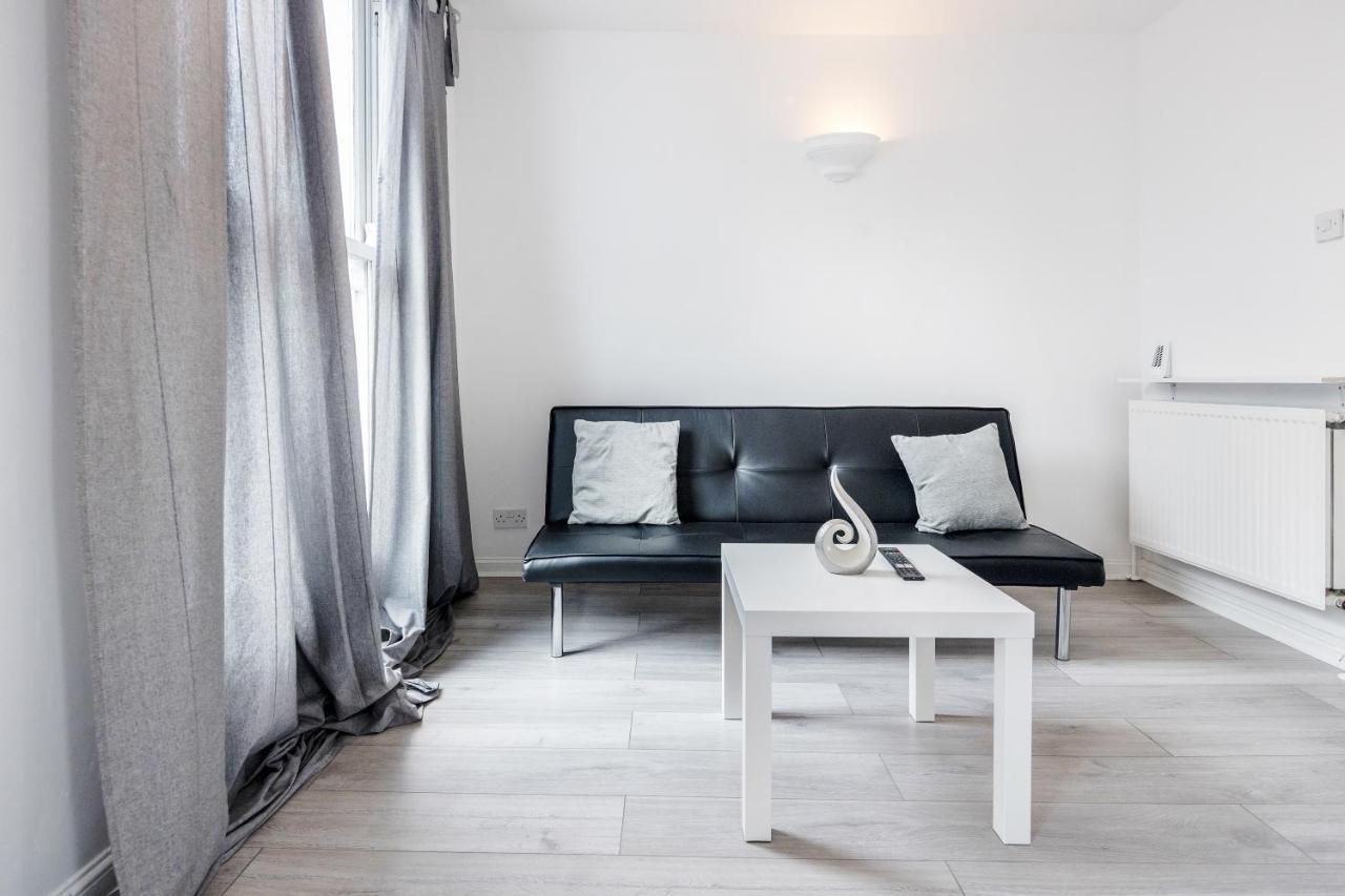 Beautiful 1-bed In Lewisham Londen