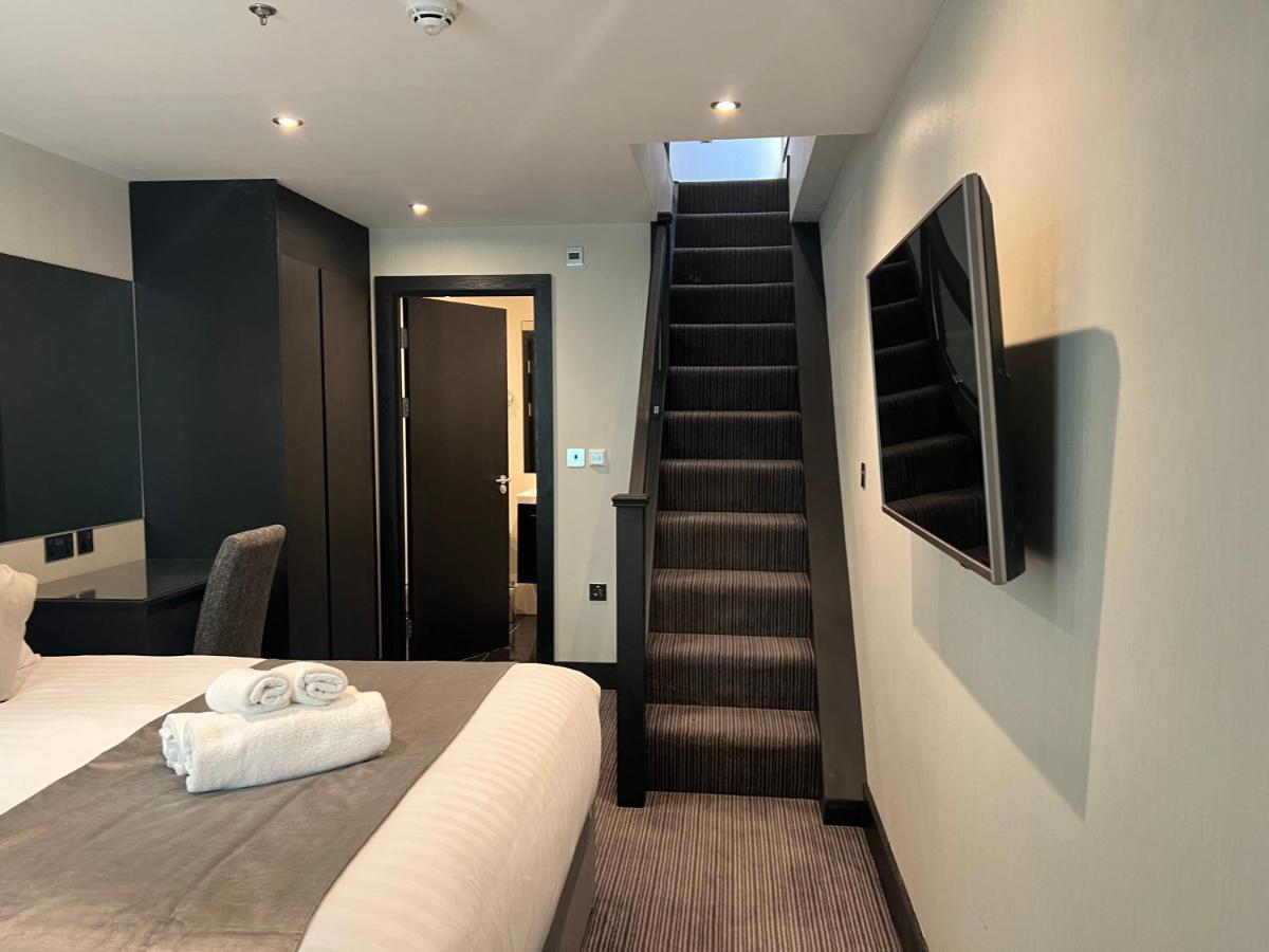 Hatton Garden 4*