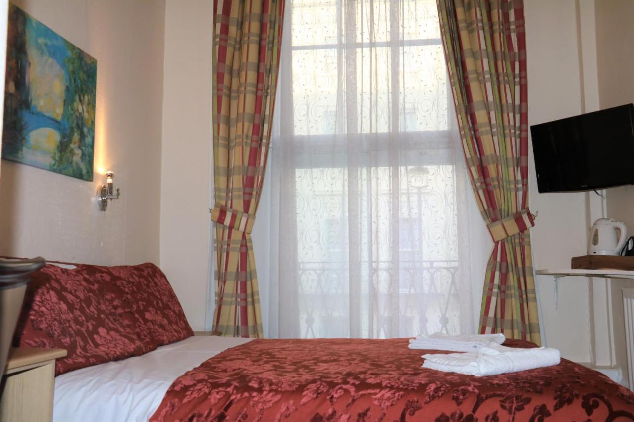 Barry House Gasthuis 3*