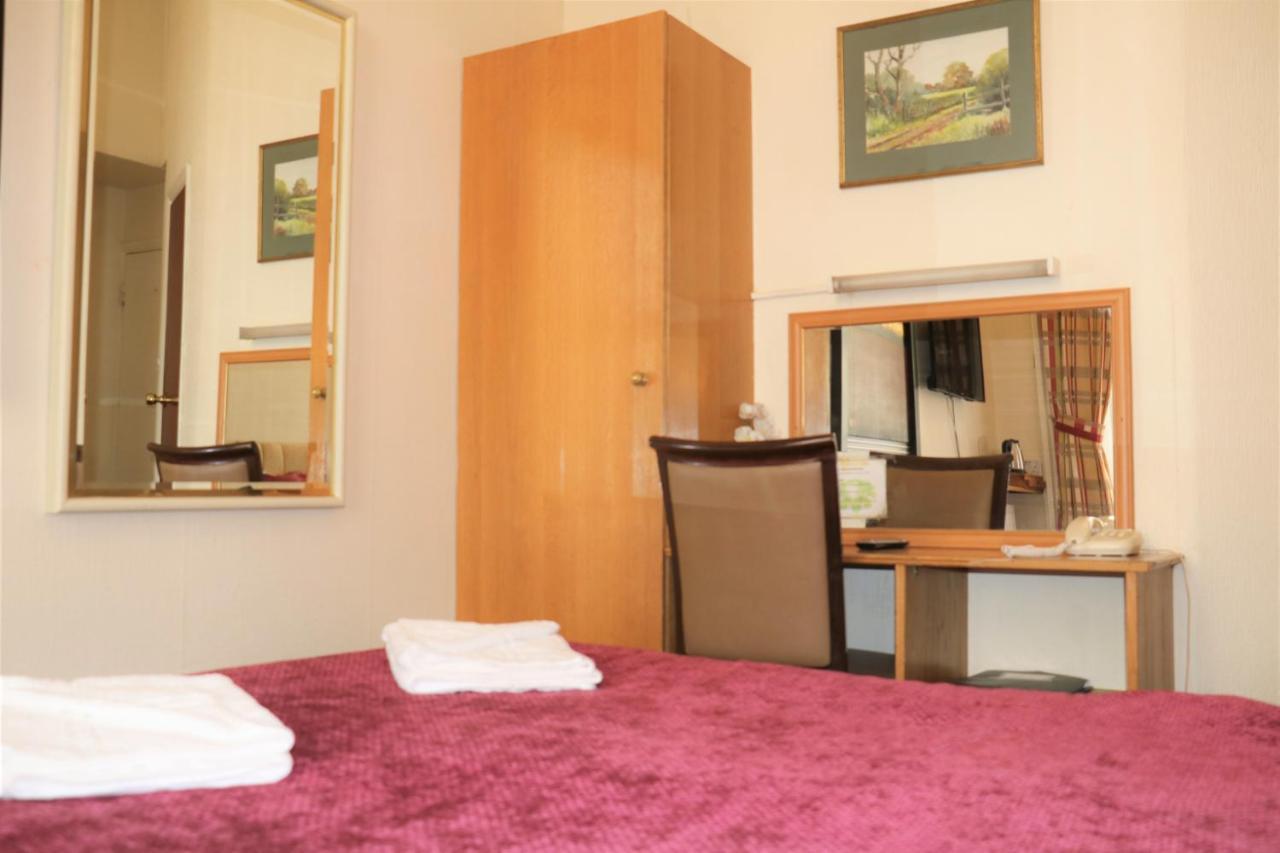 Gasthuis Barry House 3*