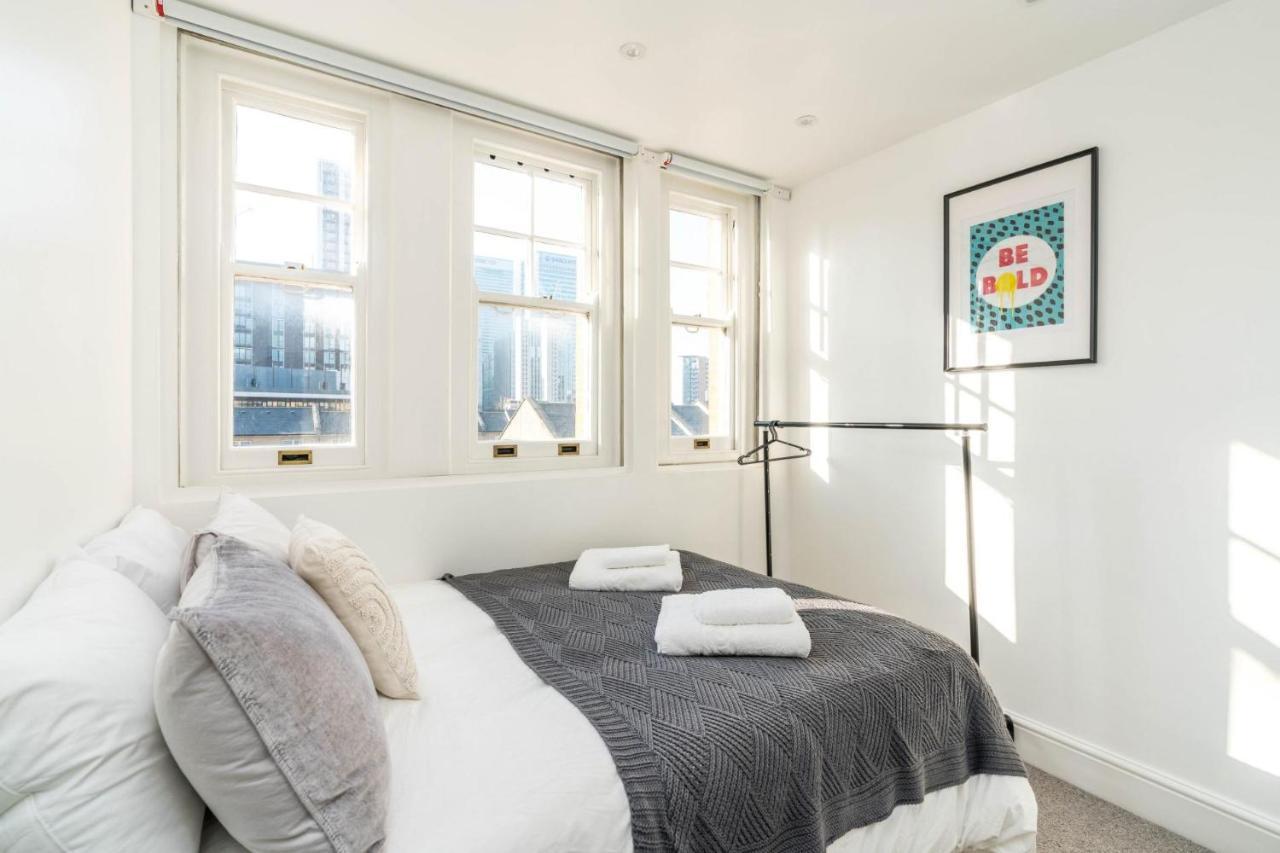 Stunning 3bd Riverside Flat Communal Roof Terrace Londres