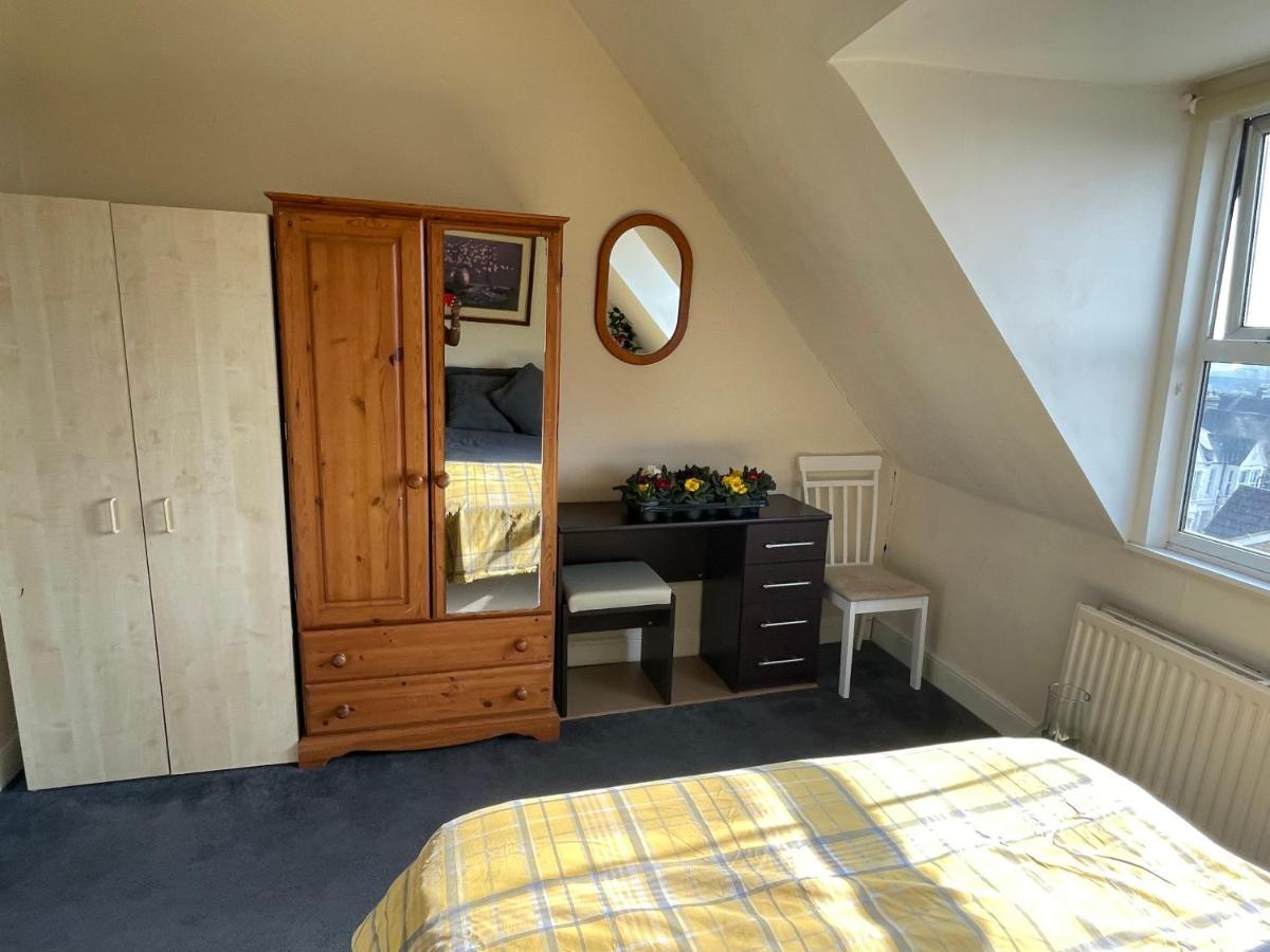Apartment Vibrant & Cosy Near Wembley London