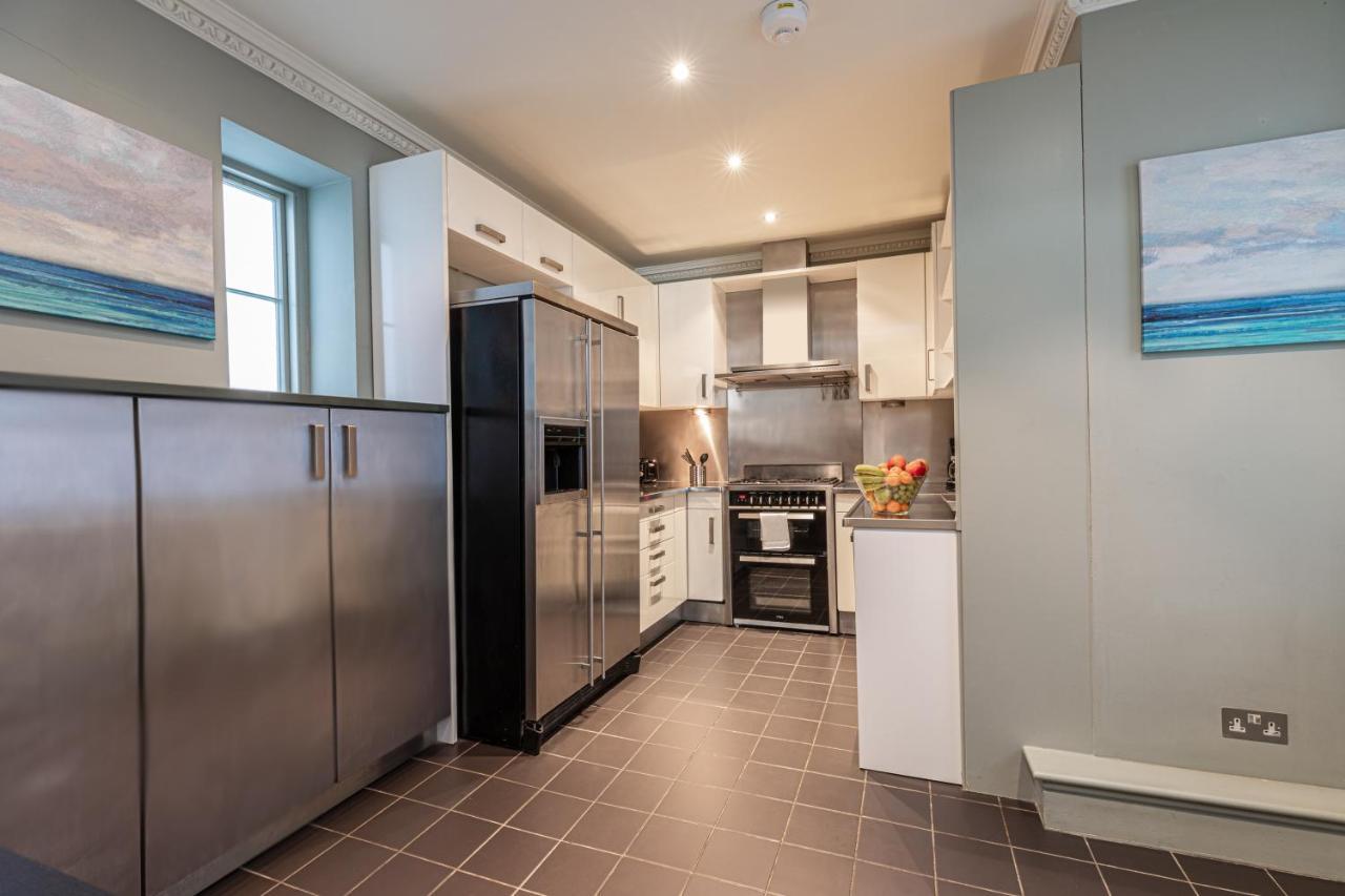 Paddington Gardens Apartment London