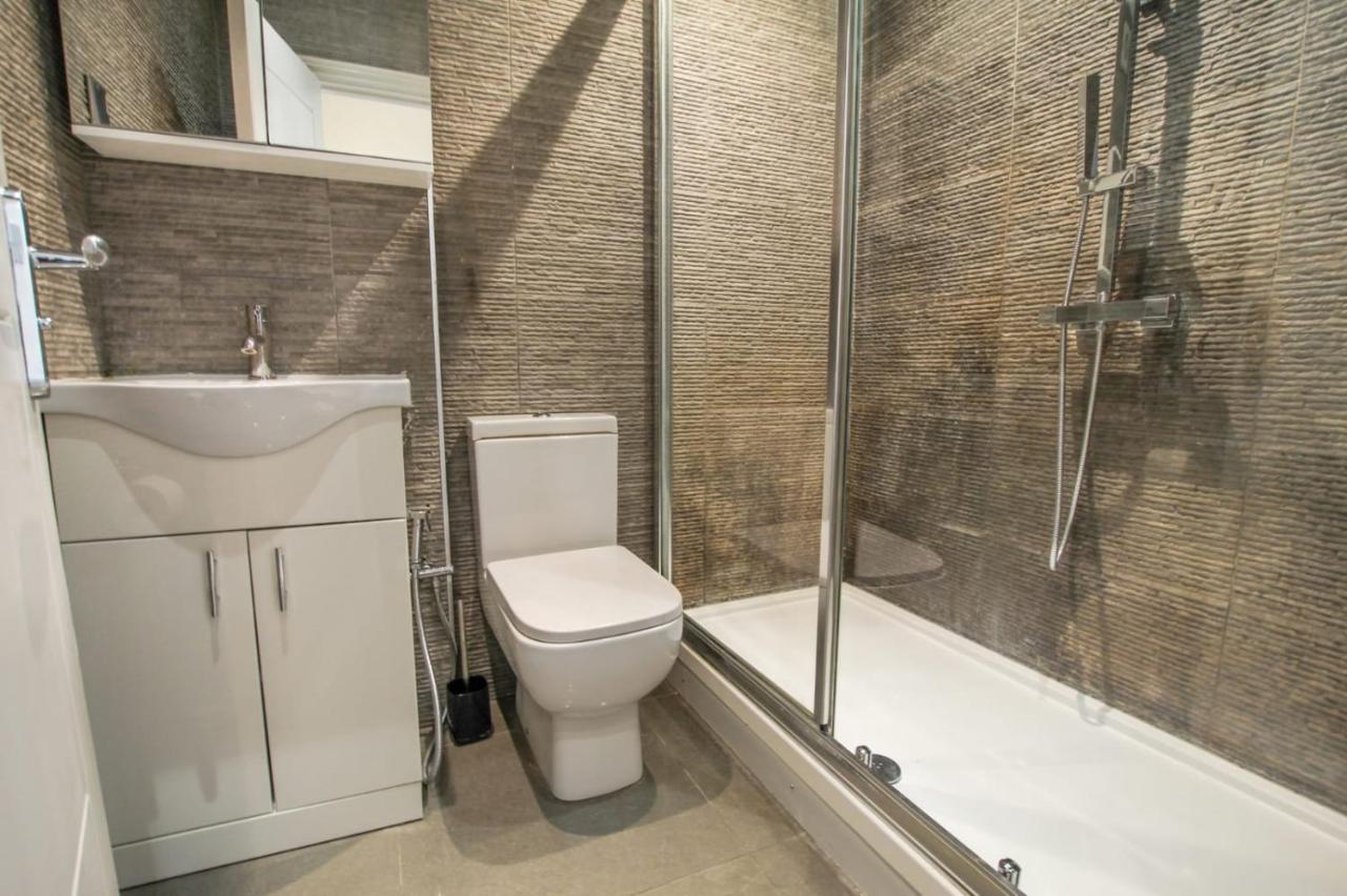 Rare Gem Close To Transport Links Apartamento Londres