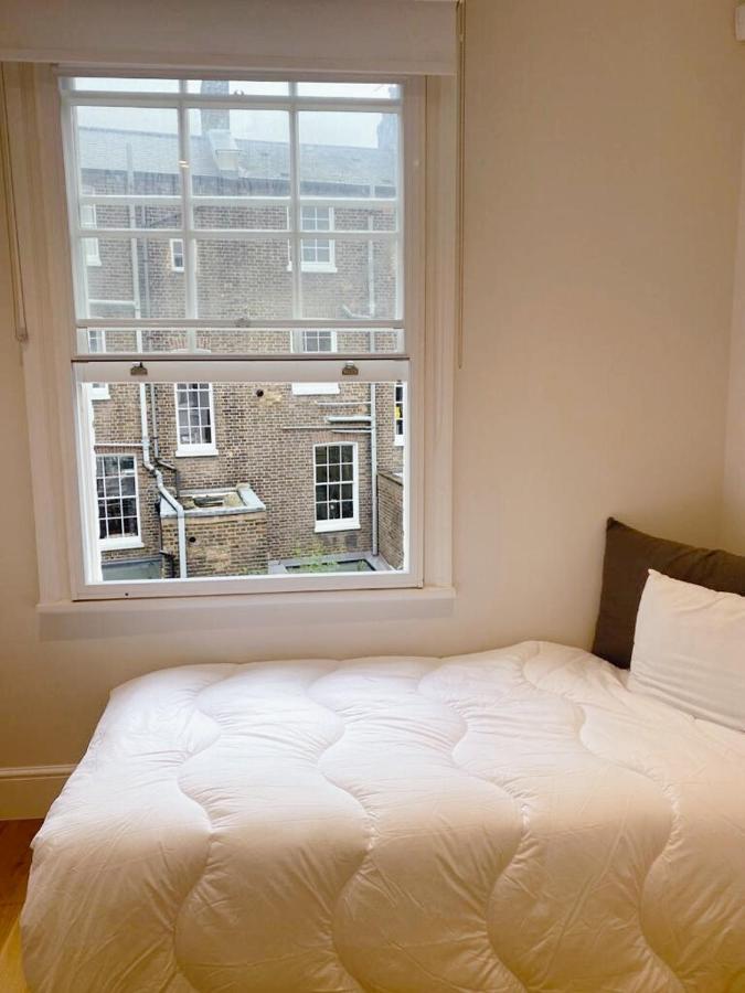 Guest house Peaceful House By Regents Canal London