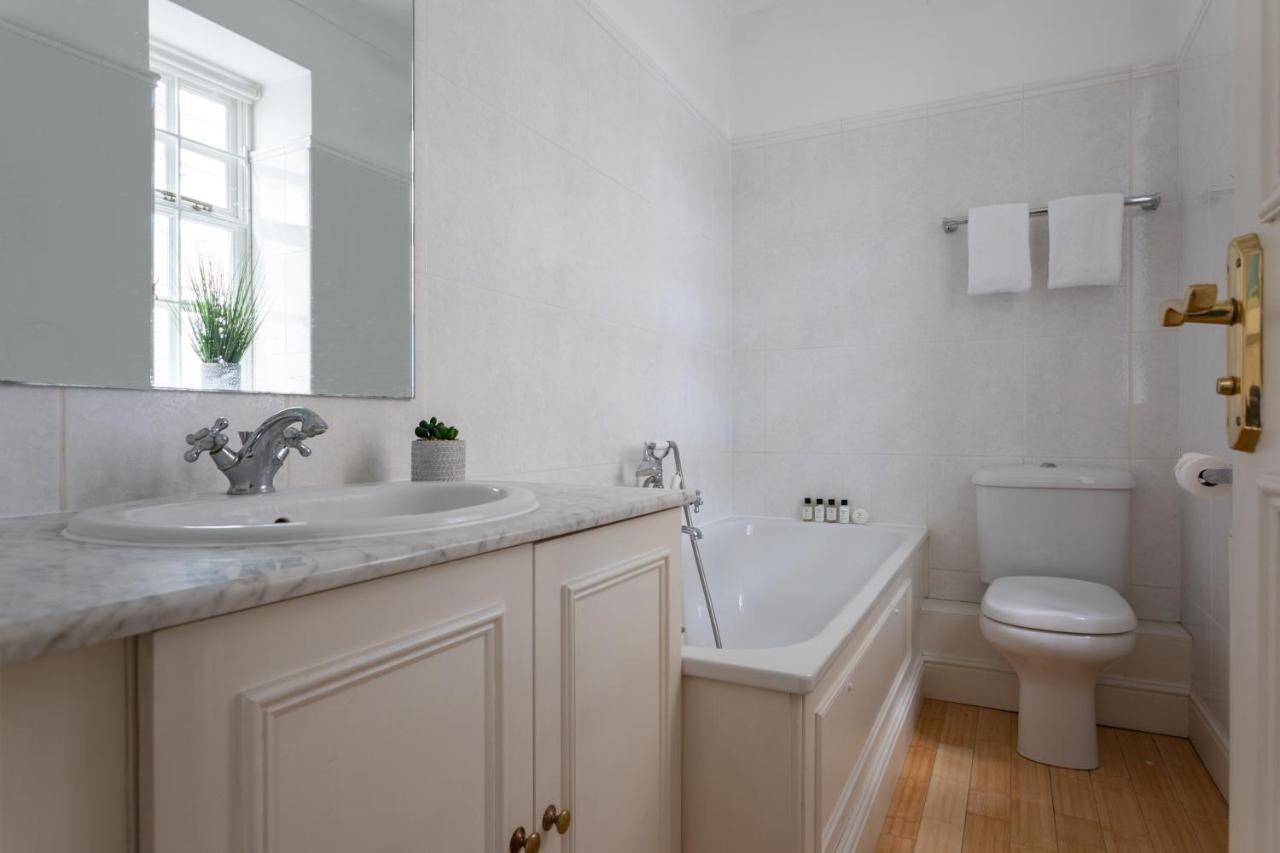 Bathurst Mews Iii By Onefinestay Apartment