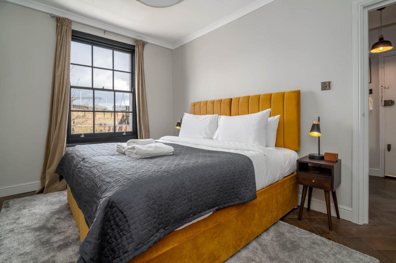 Apartment Floor Chic Camden Sleep 2 *