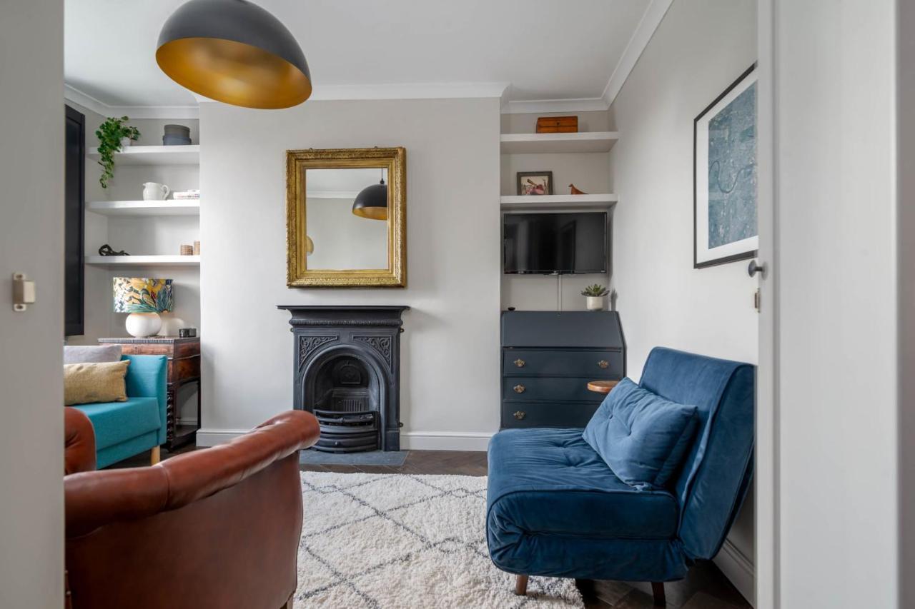 Apartment Floor Chic Camden Sleep 2 *