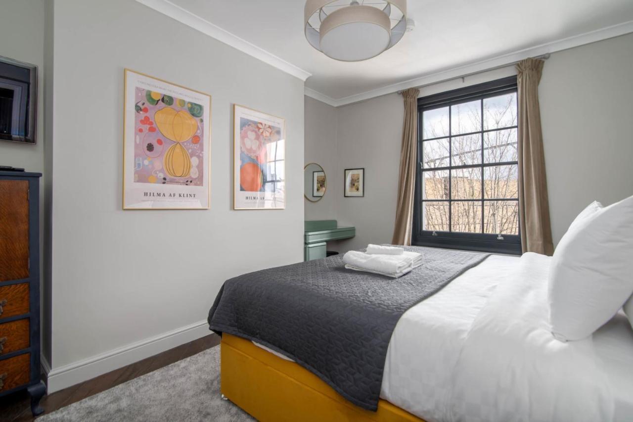 Apartment Floor Chic Camden Sleep 2