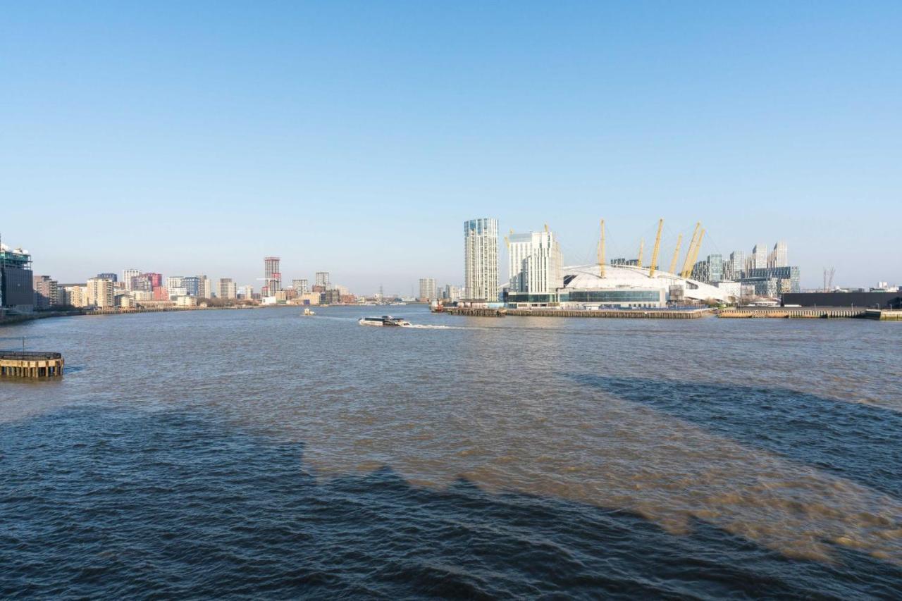 Stunning 3bd Riverside Flat Communal Roof Terrace * Londres