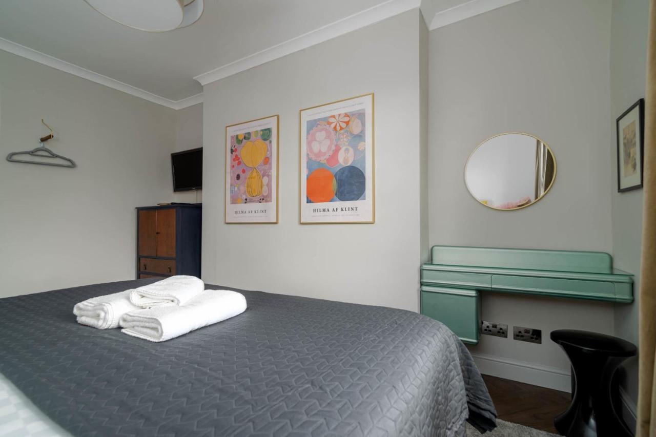 Floor Chic Camden Sleep 2 London
