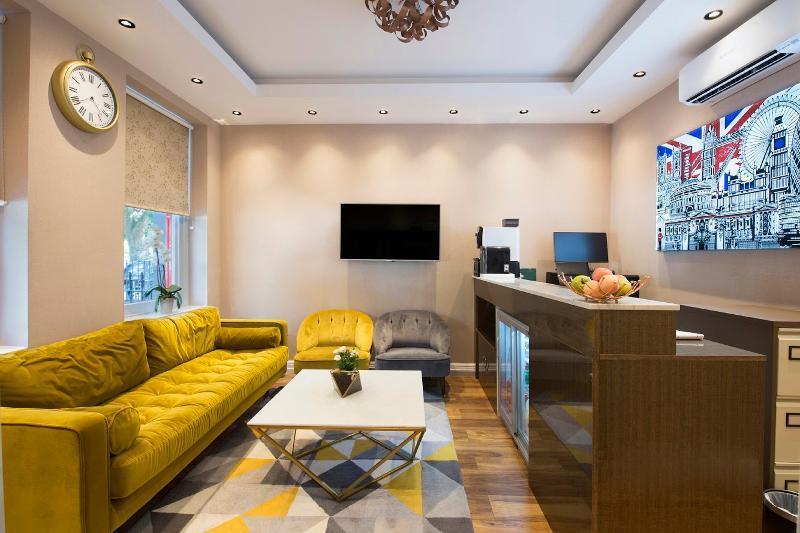 Oyo Townhouse 30 Sussex Hotel, Paddington 4*