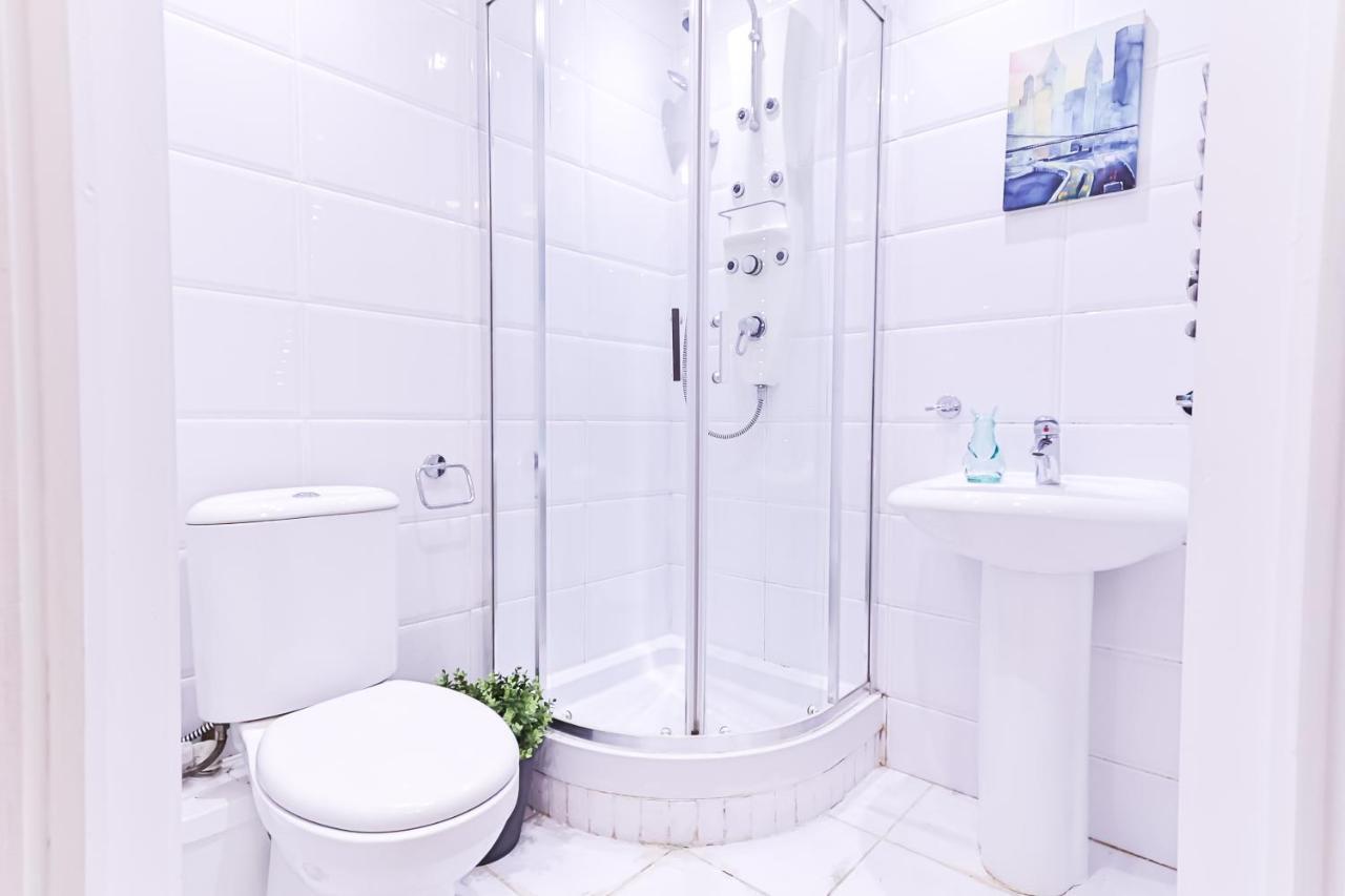 Gorgeous 4 Bedroom 5 Bathrooms House In Marble Arch, Near Oxford Street * London