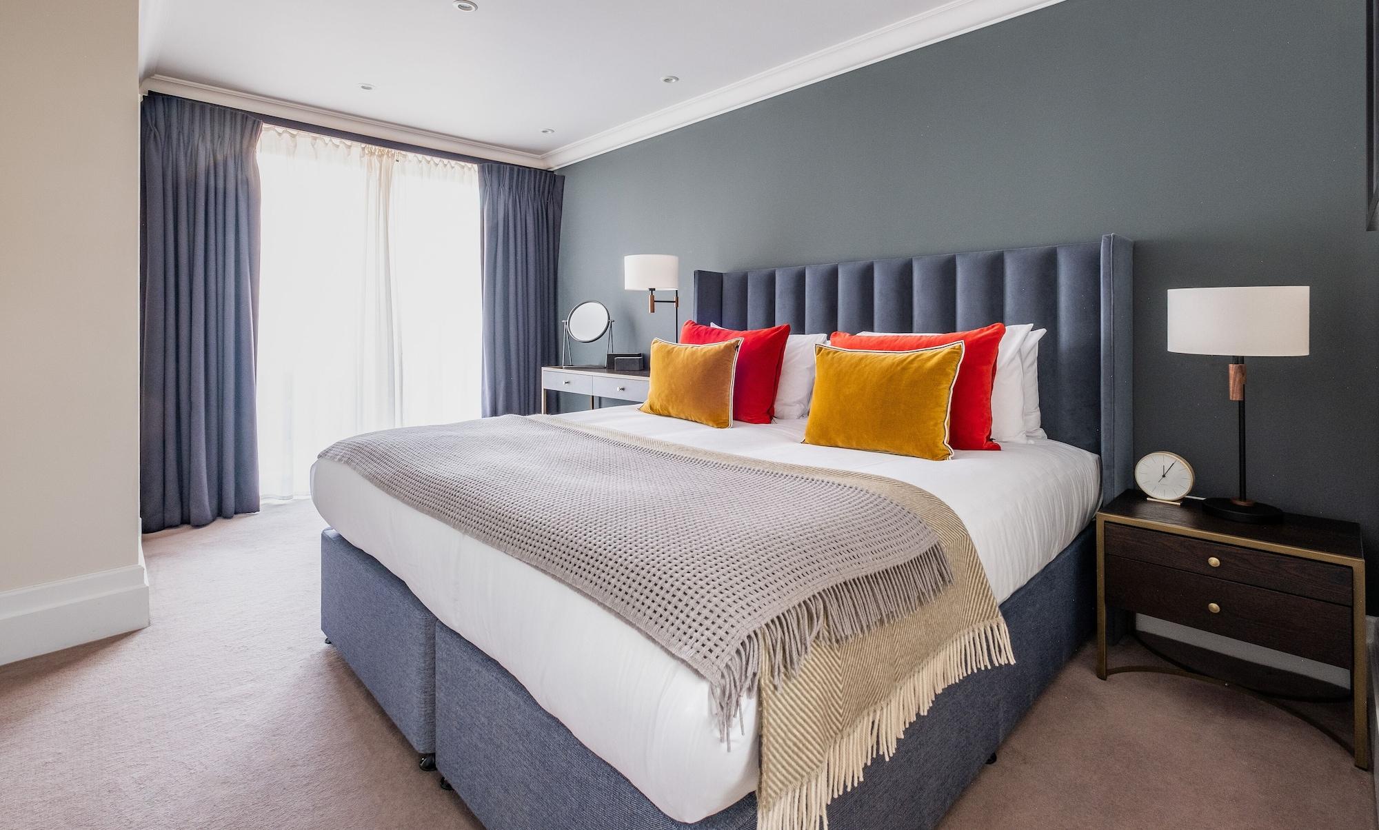 Native Mayfair Apartment *
