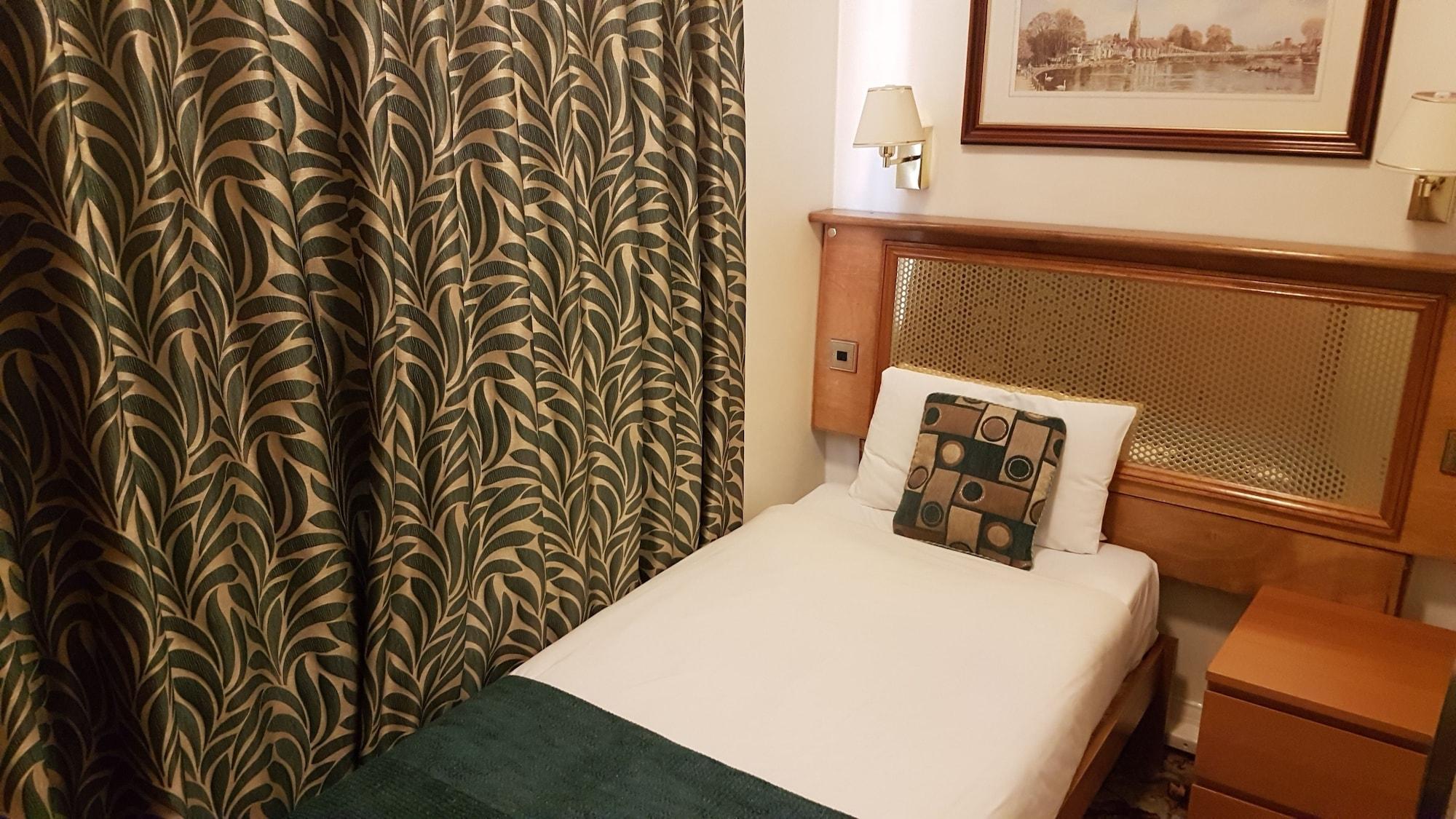 Hotel Westpoint 3*