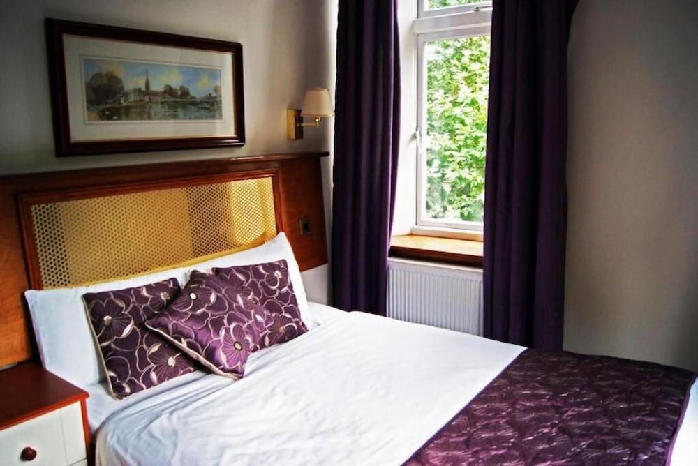 Hotel Westpoint