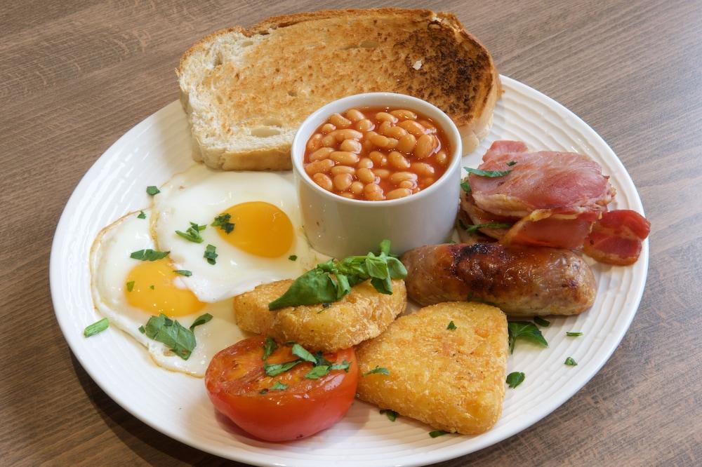 Waterloo Hub And 3* London