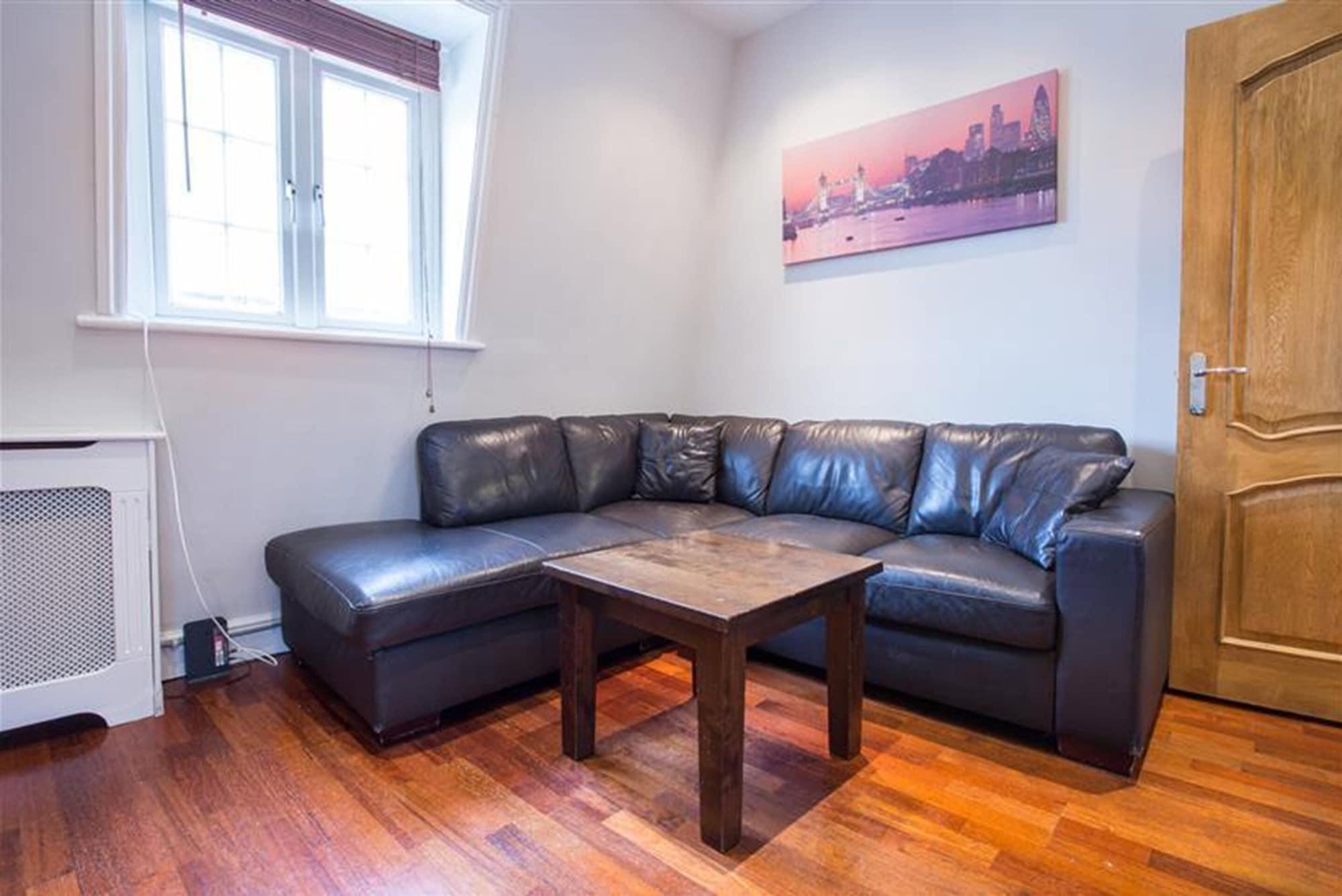 Apartment Castletown House