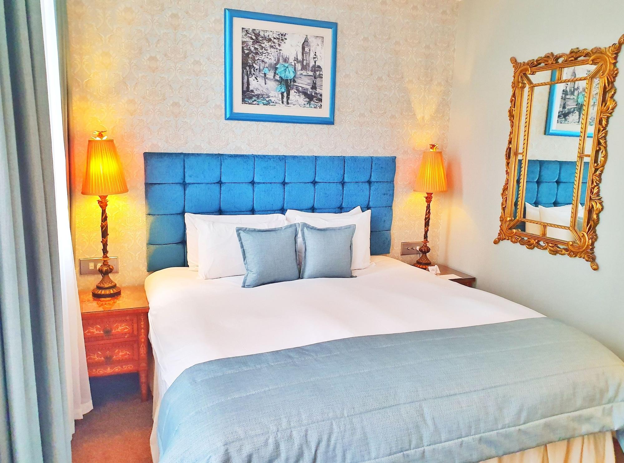 Ashburn Hotel