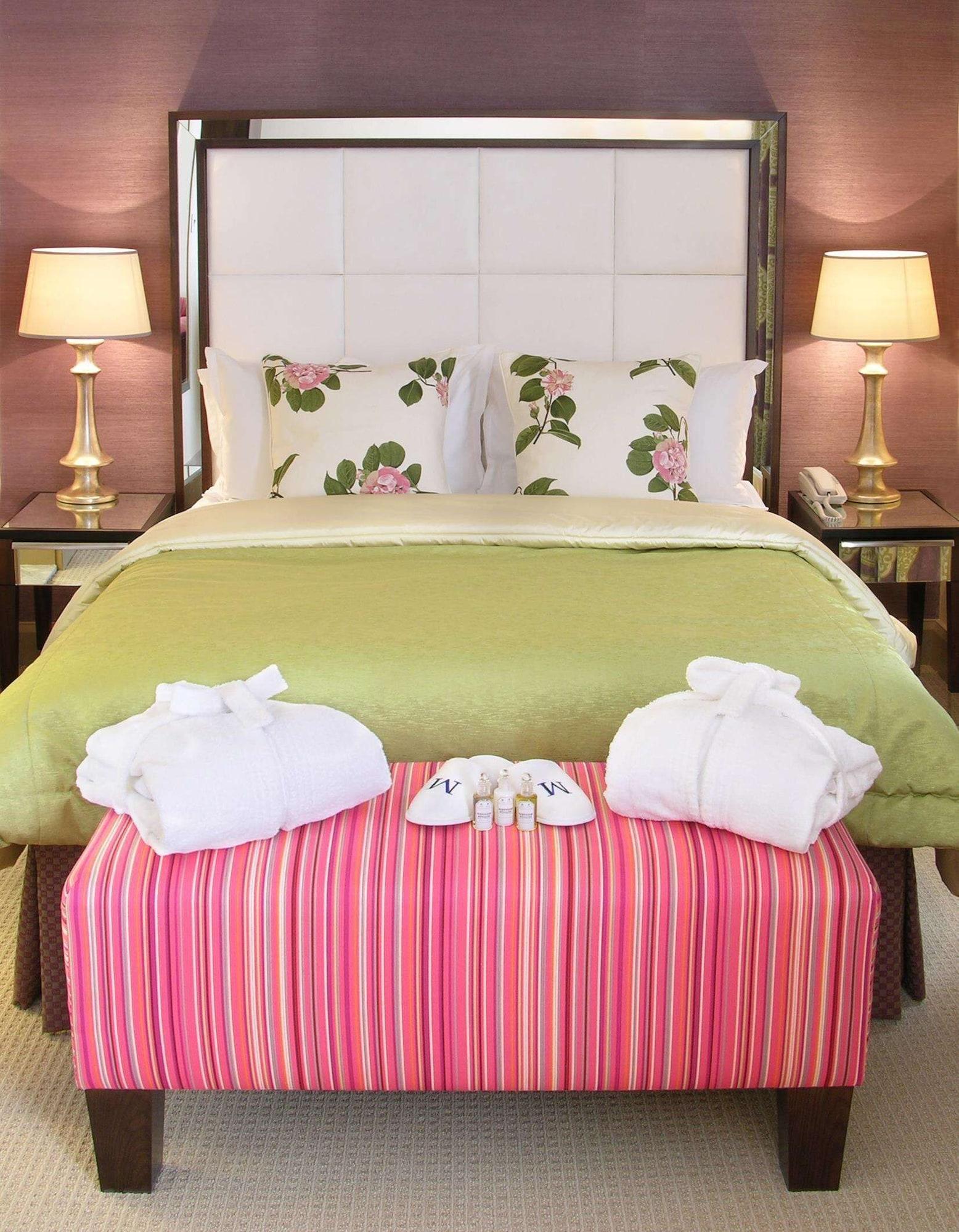 The Mandeville Hotel