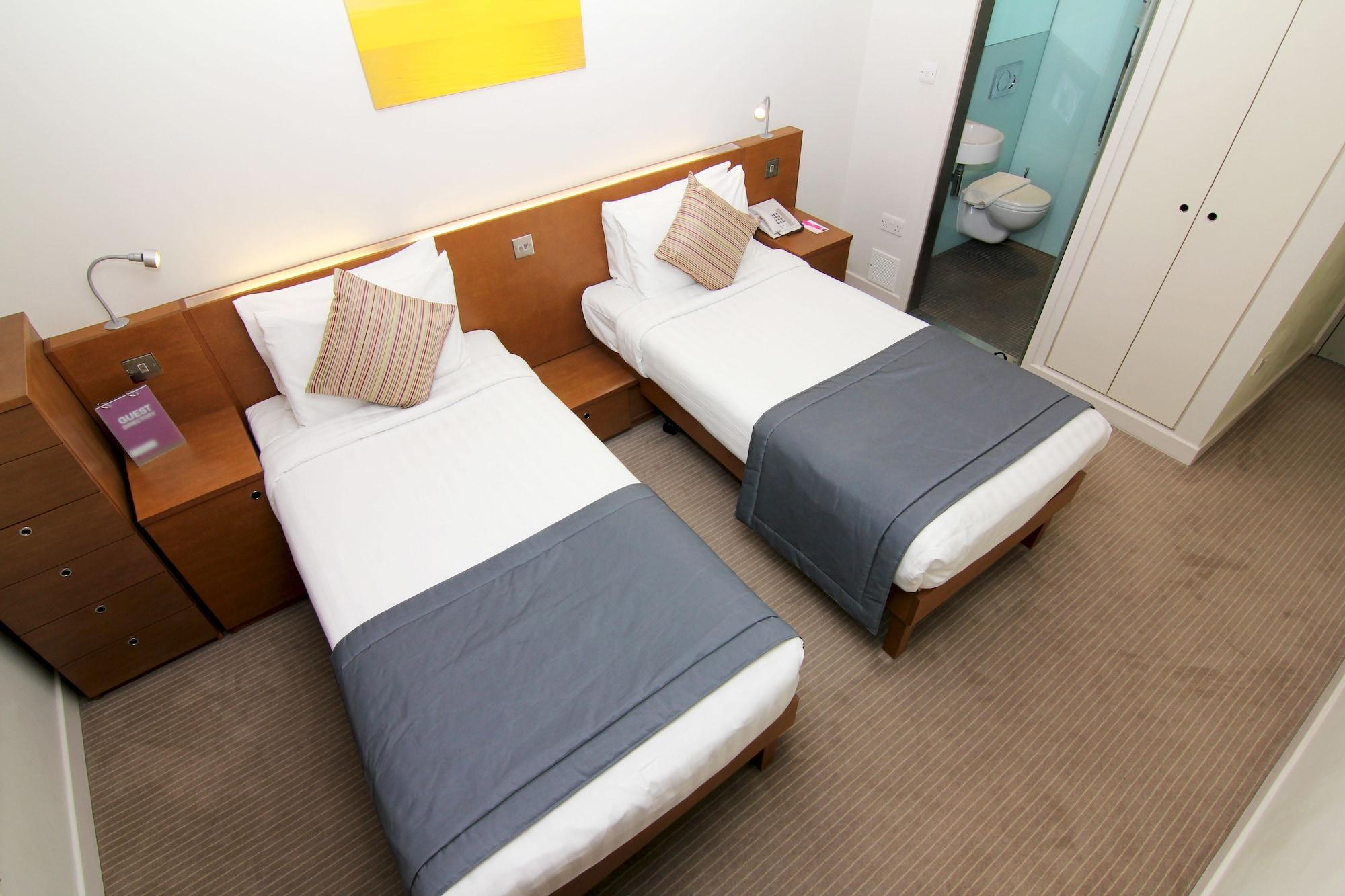 Hotel The Memoir Club London