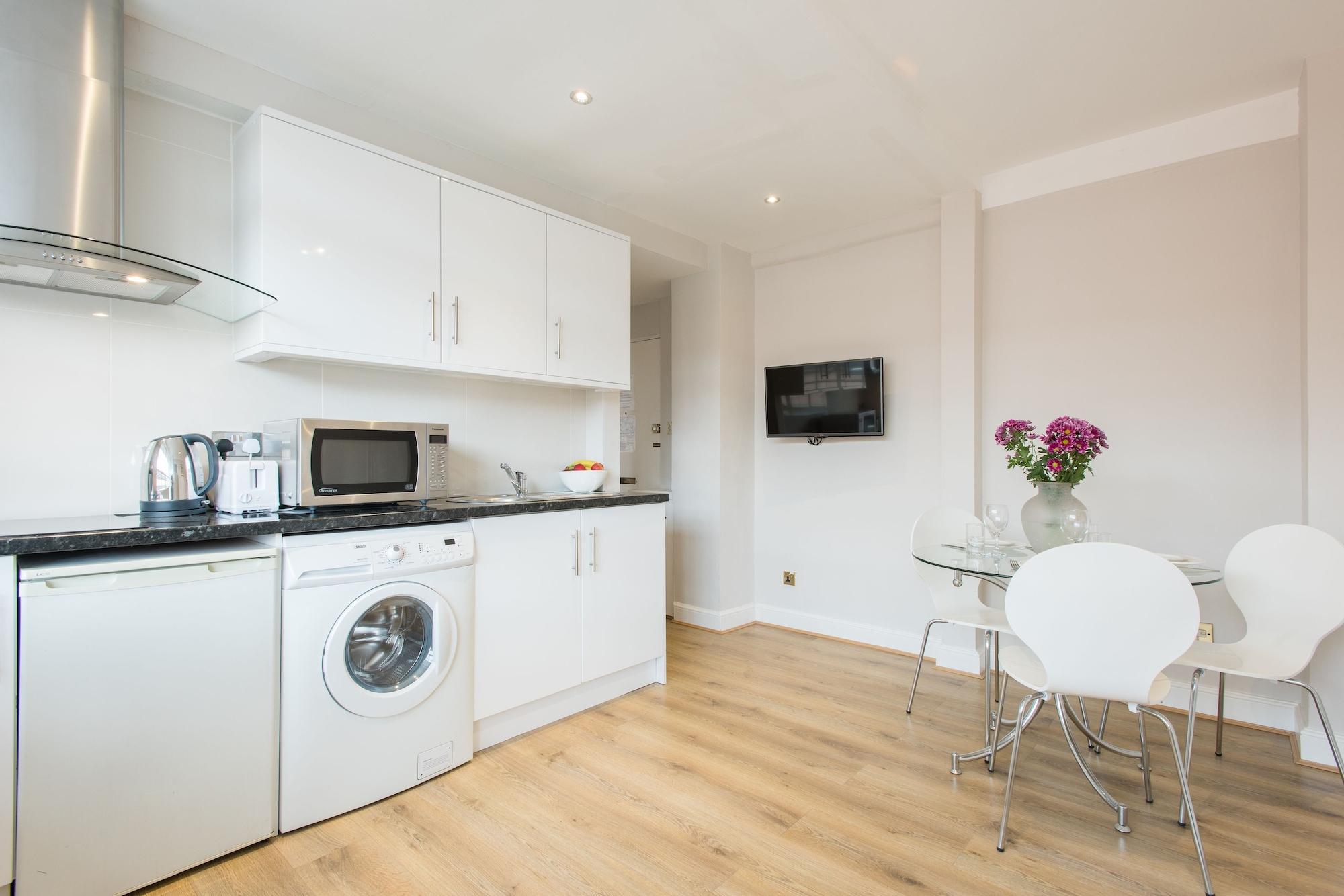 Apartment The Chelsea Cloisters Serviced London