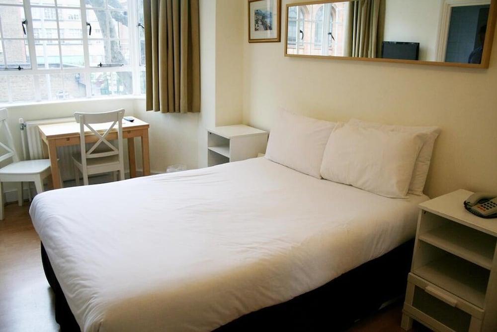The Chelsea Cloisters Serviced Apartment