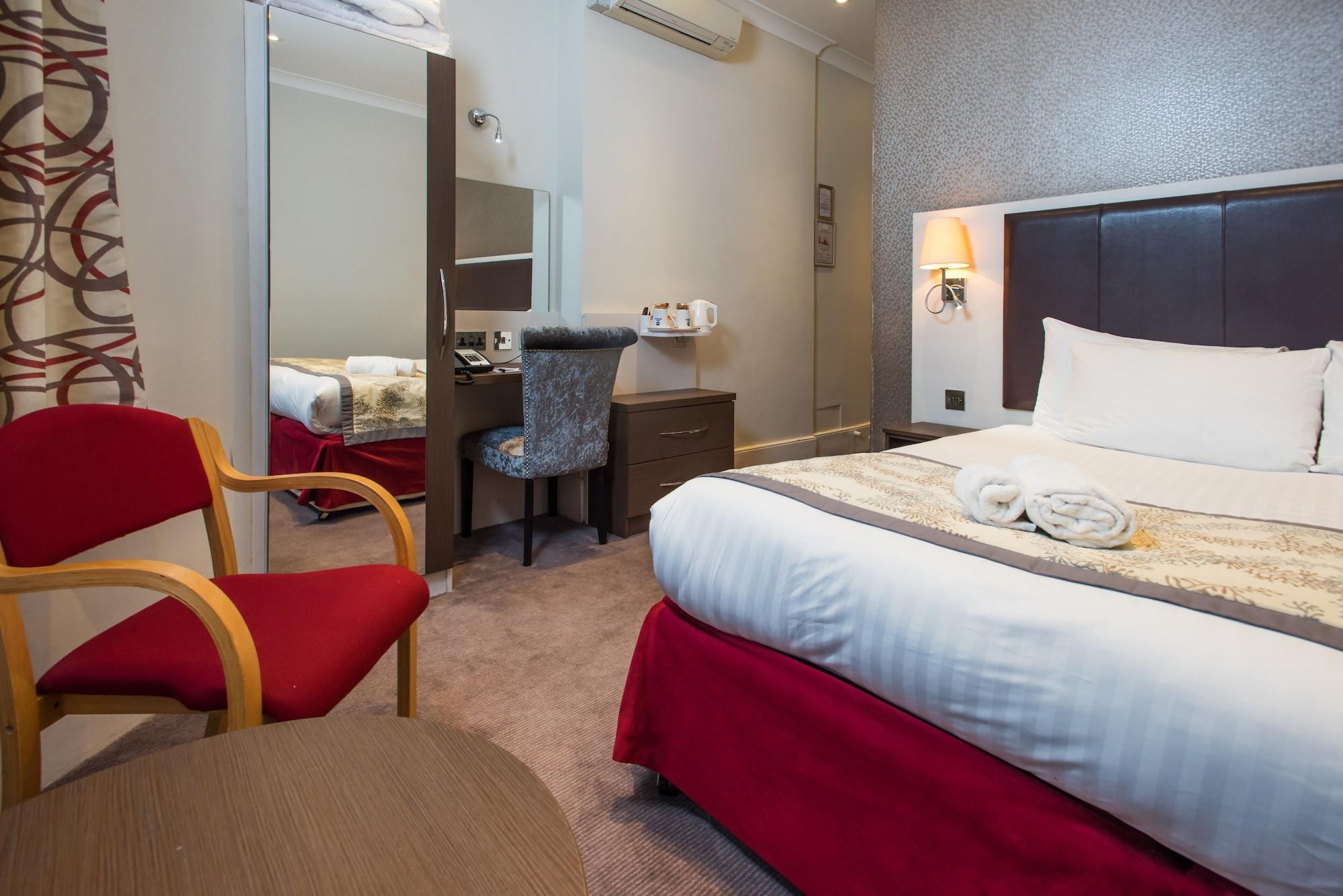 Hotel Western Chiswick Palace & 3*