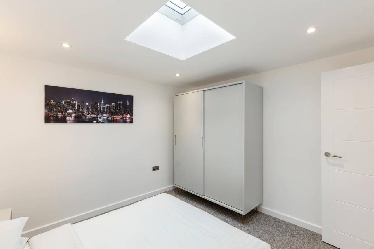Stunning 1 Bedroom Flat