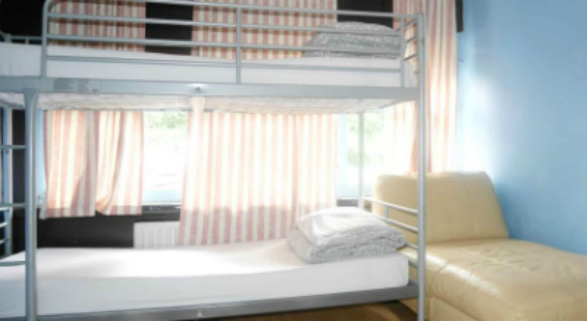 Hostel Kensal Backpackers