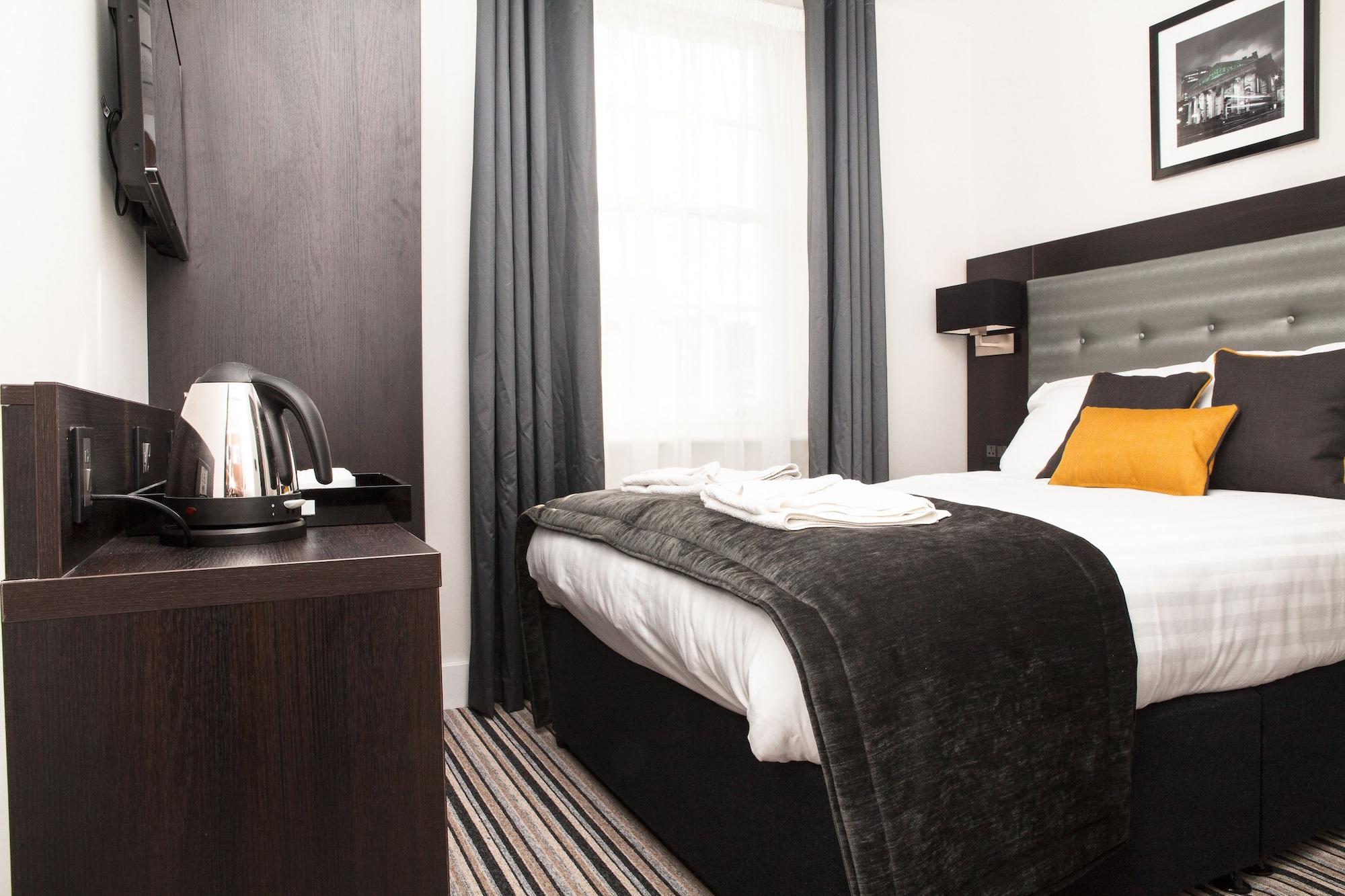 The Tudor 3* London