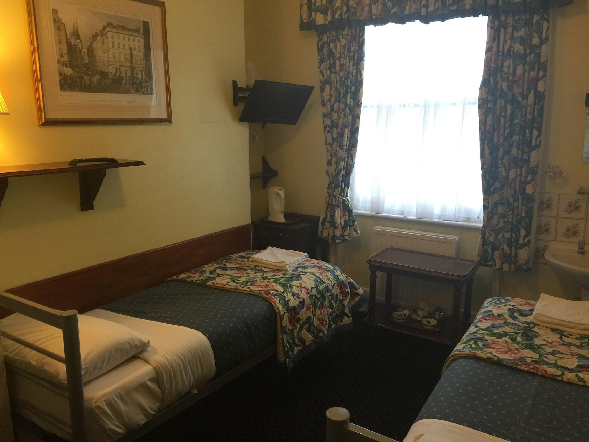 Albany Bed & Breakfast London