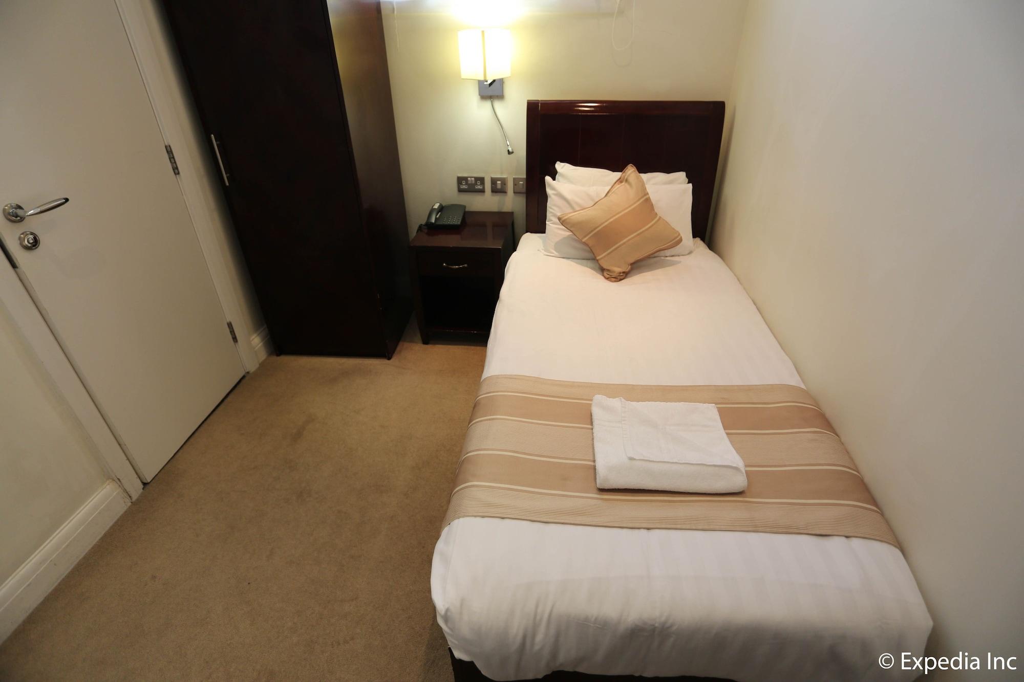 The Kensington 3*