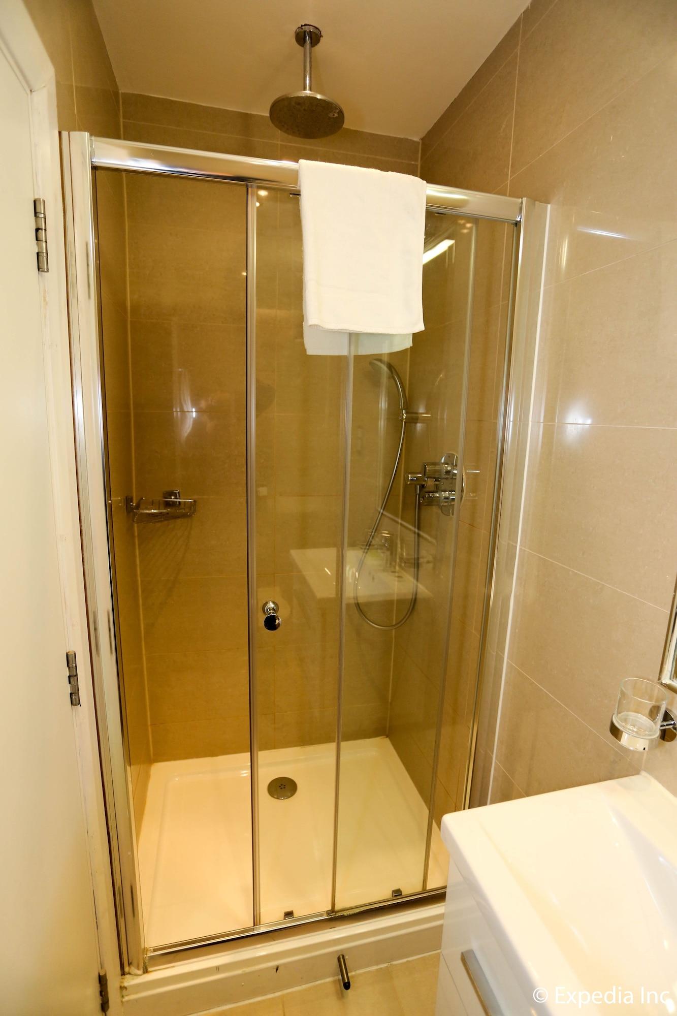 Hotel The Kensington 3*