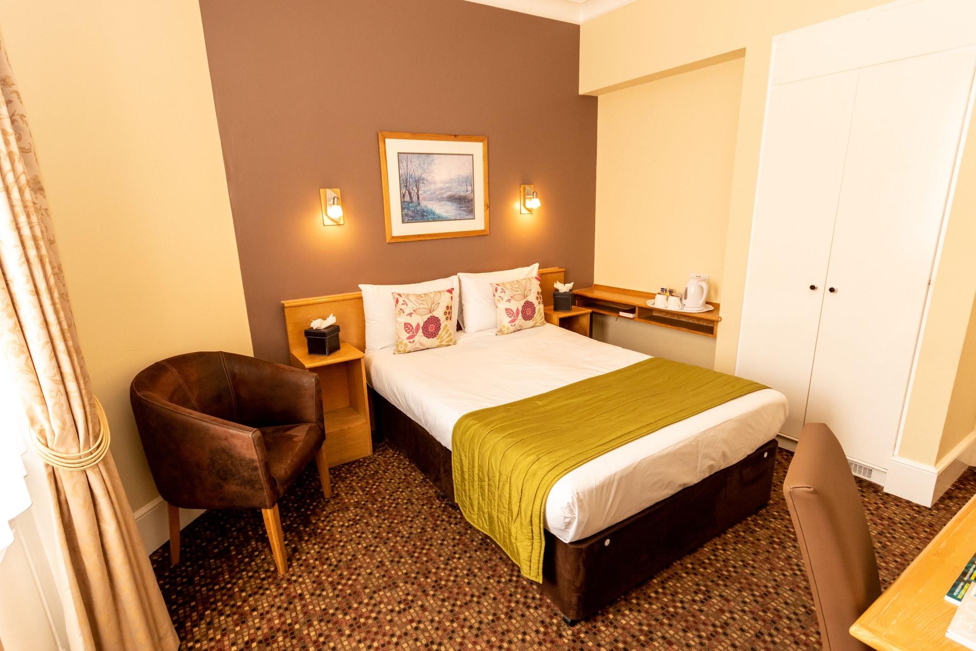 The Darlington Hyde Park Hotel London
